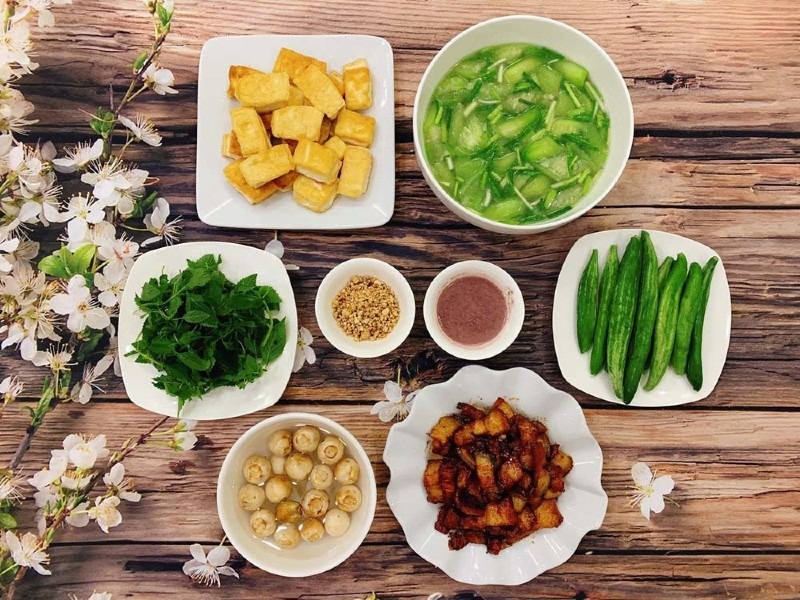 Các cam kết khi phun môi ombre tại LUXIE